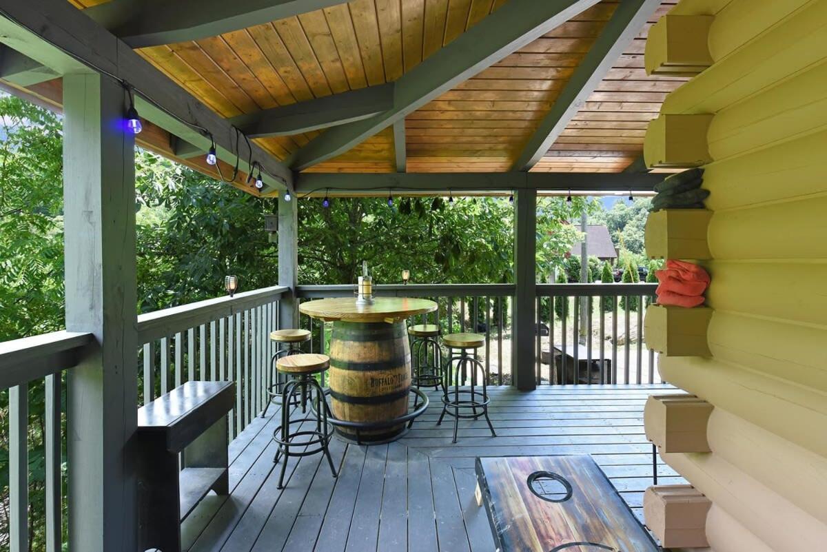 Ryes And Shine Bootlegger'S Cabin! Hot Tub* Pool* Arcade* Billiards *Ev * Pet Friendly セバービル エクステリア 写真