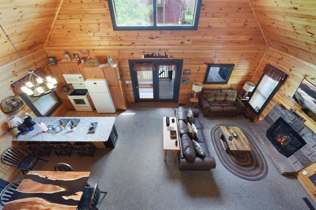 Ryes And Shine Bootlegger'S Cabin! Hot Tub* Pool* Arcade* Billiards *Ev * Pet Friendly セバービル エクステリア 写真