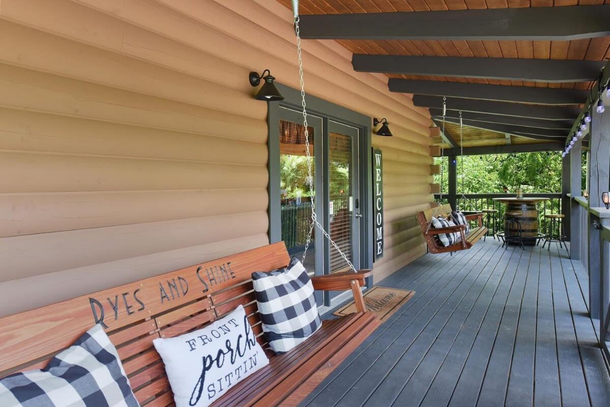 Ryes And Shine Bootlegger'S Cabin! Hot Tub* Pool* Arcade* Billiards *Ev * Pet Friendly セバービル エクステリア 写真