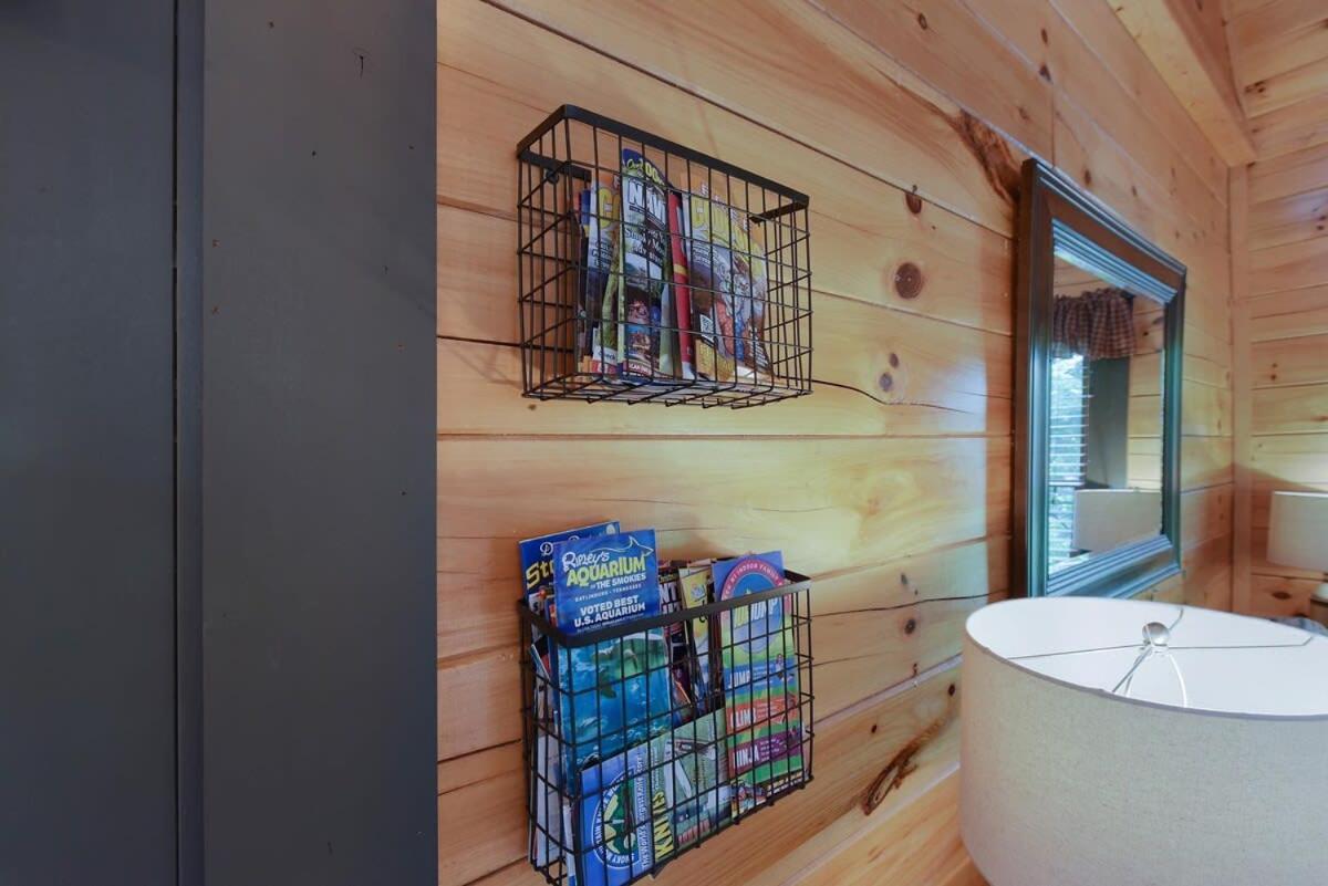 Ryes And Shine Bootlegger'S Cabin! Hot Tub* Pool* Arcade* Billiards *Ev * Pet Friendly セバービル エクステリア 写真