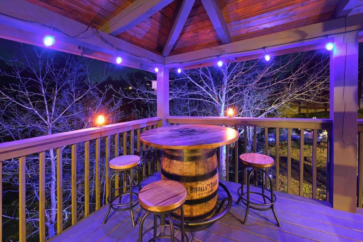 Ryes And Shine Bootlegger'S Cabin! Hot Tub* Pool* Arcade* Billiards *Ev * Pet Friendly セバービル エクステリア 写真