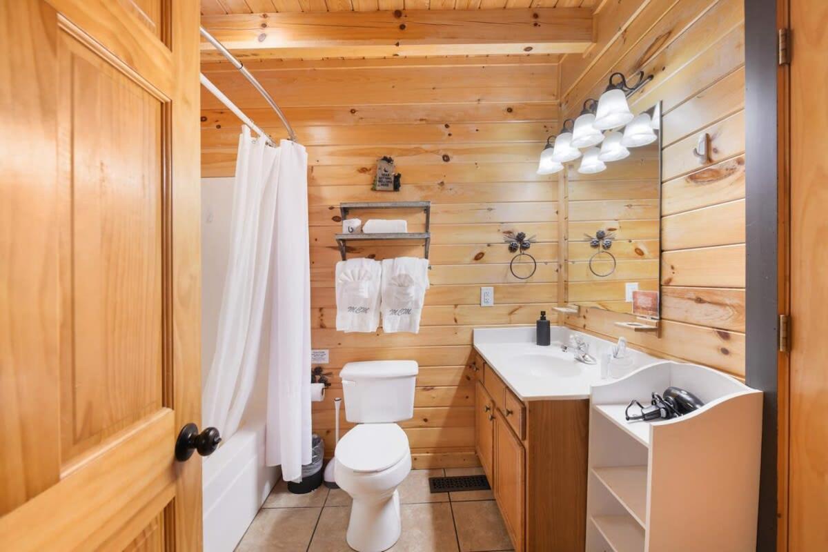 Ryes And Shine Bootlegger'S Cabin! Hot Tub* Pool* Arcade* Billiards *Ev * Pet Friendly セバービル エクステリア 写真