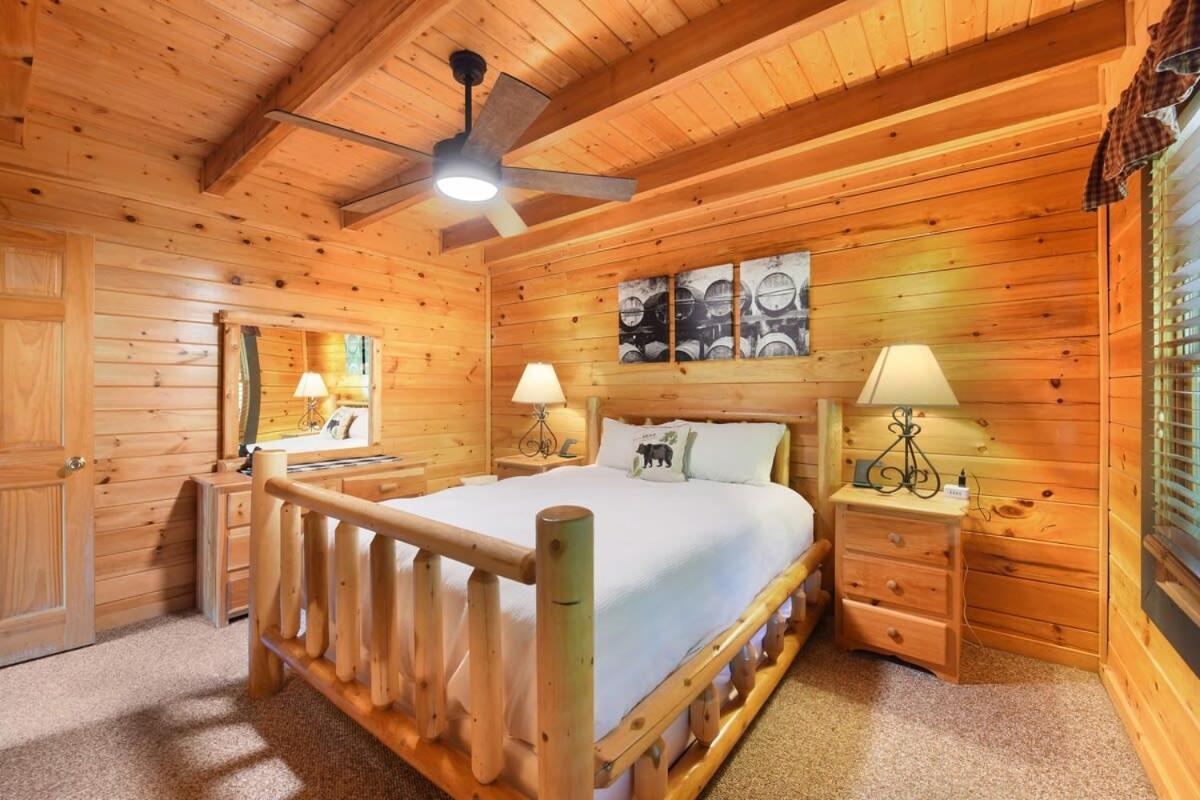 Ryes And Shine Bootlegger'S Cabin! Hot Tub* Pool* Arcade* Billiards *Ev * Pet Friendly セバービル エクステリア 写真