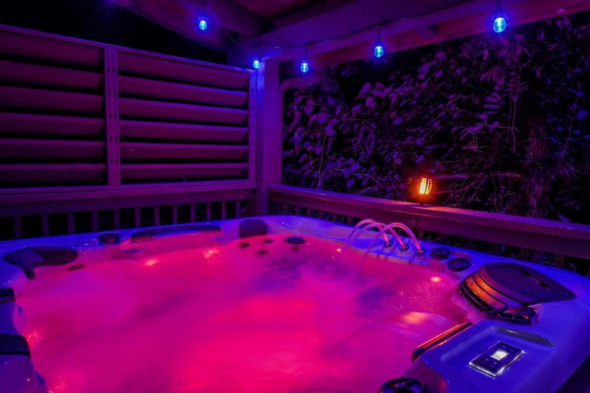 Ryes And Shine Bootlegger'S Cabin! Hot Tub* Pool* Arcade* Billiards *Ev * Pet Friendly セバービル エクステリア 写真